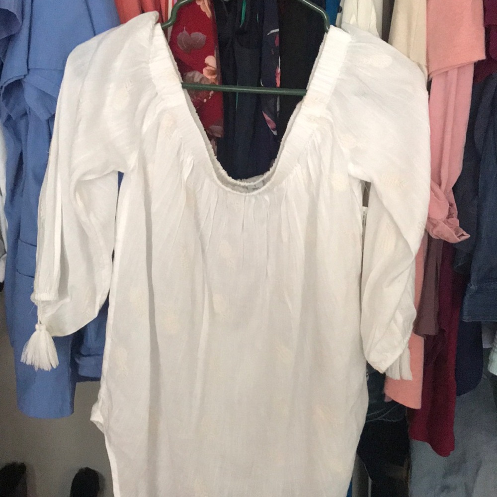 Old navy off the shoulder top size small